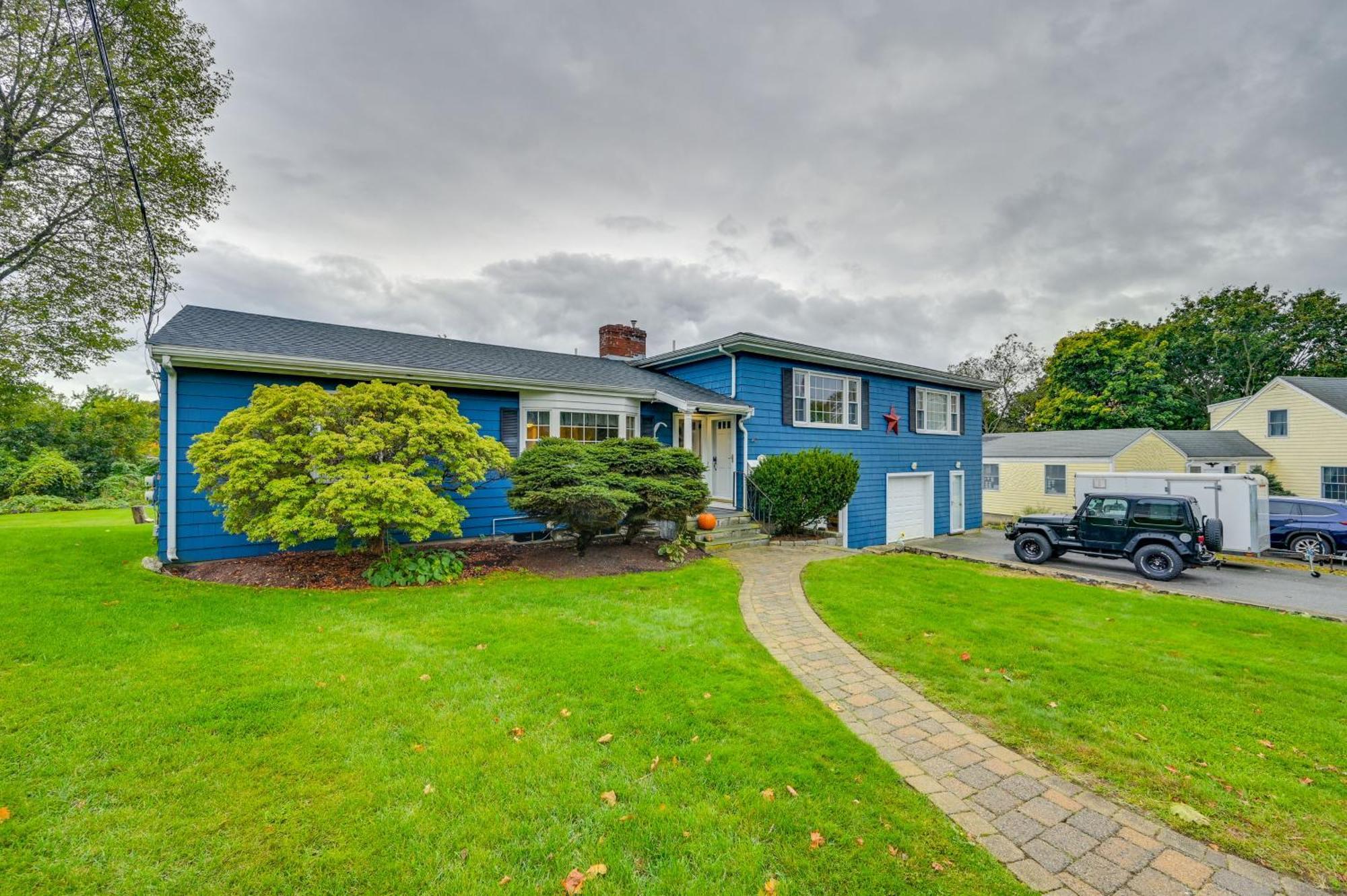 Marblehead Retreat With Sprawling Yard And Gas Grill! Apartment Exterior photo